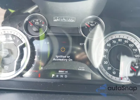 2017 Ram 1500 Laramie 4X2 5'7 Box из США, поврежденный, VIN 1C6RR6NT2HS818002